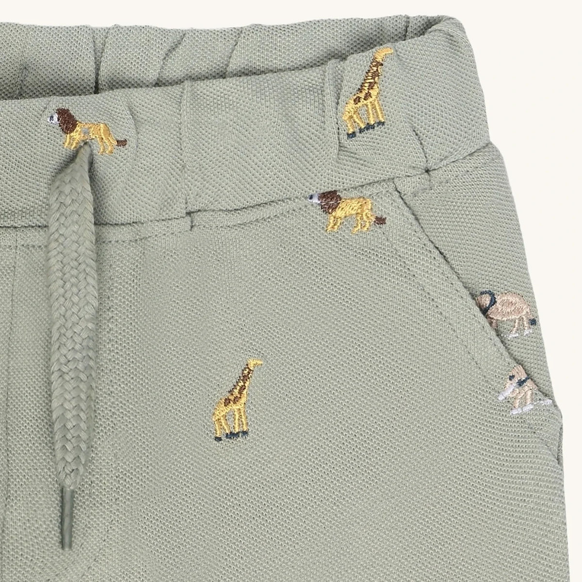 Hchaggi Shorts