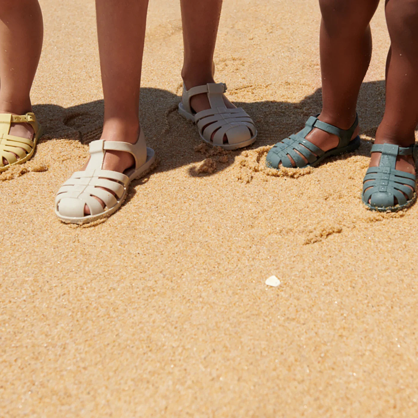 Bre gesloten sandalen