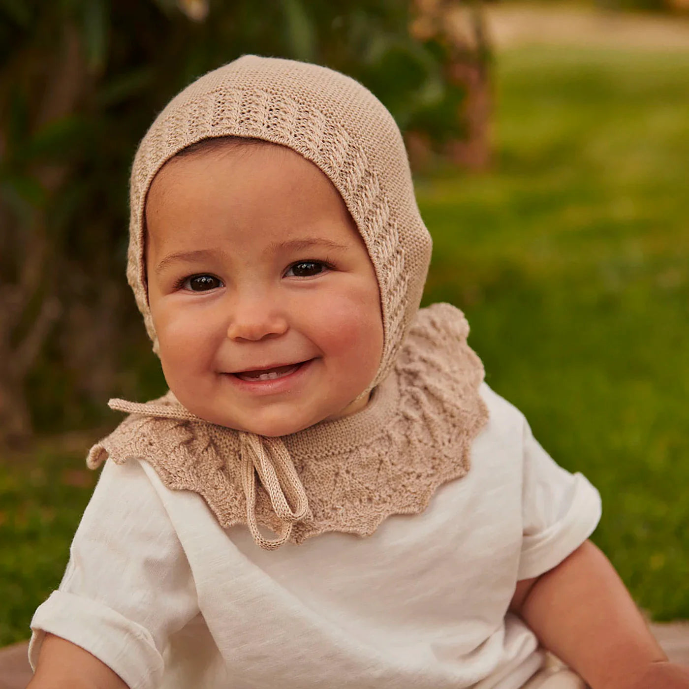 Aster Babymutsje