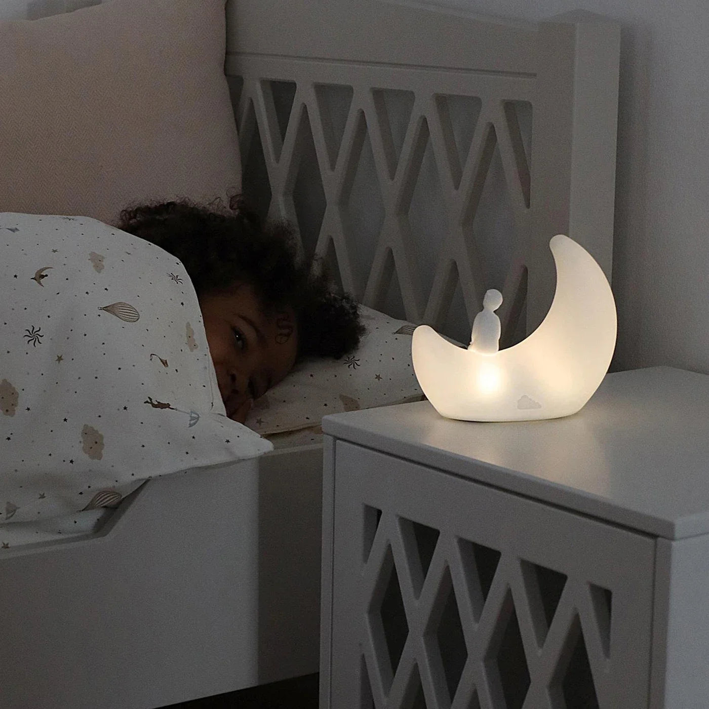 Off white Lamp