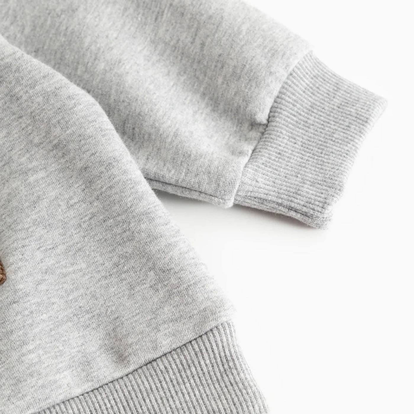 Theos b Sweatshirt