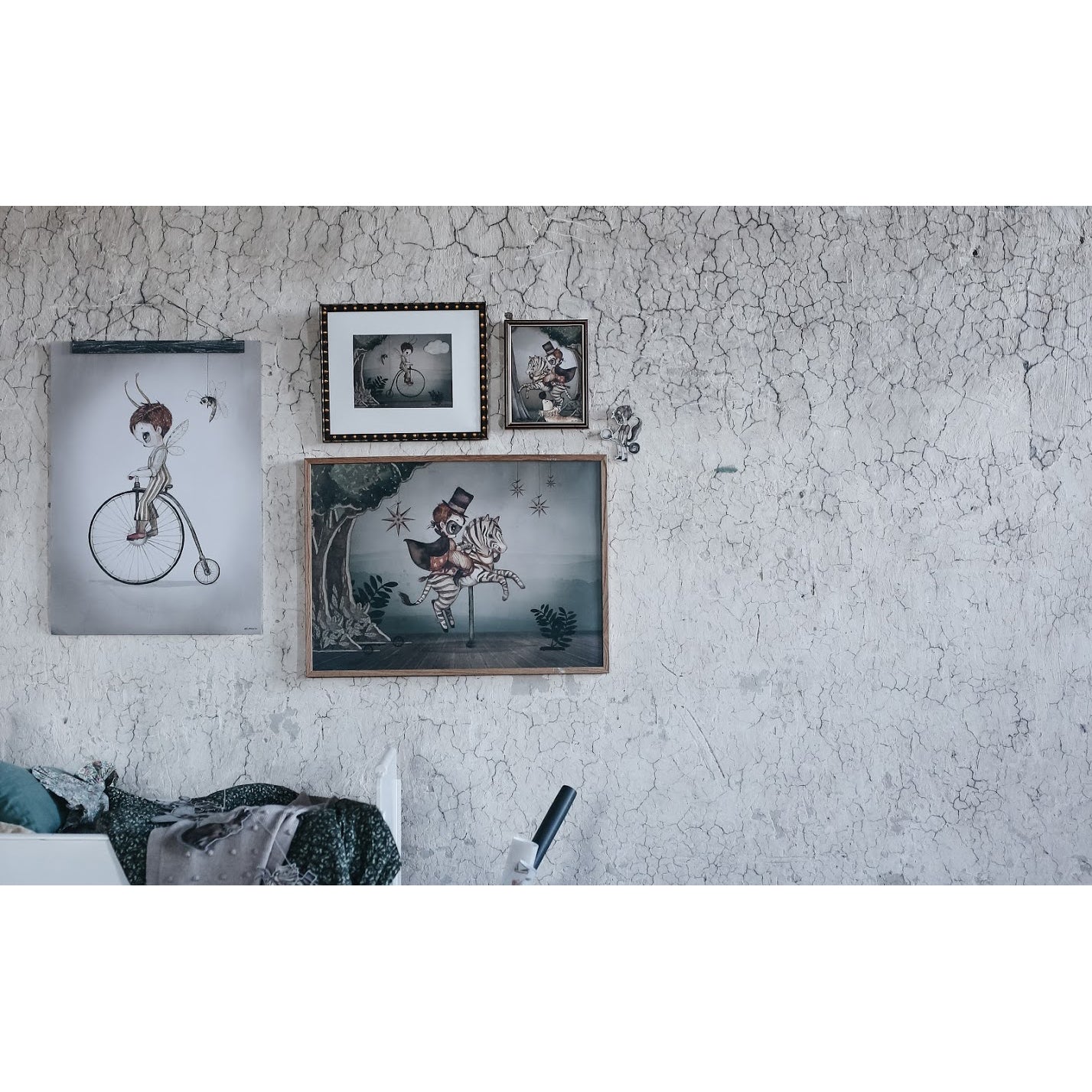 MR JOHN wand decoratie