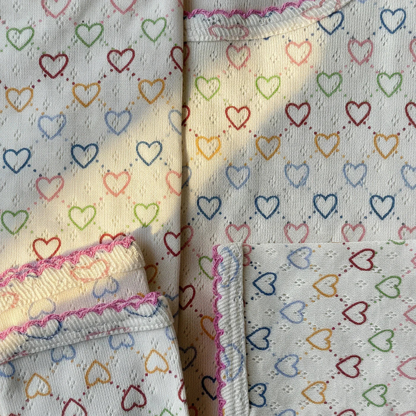 Pointelle hearts spelen