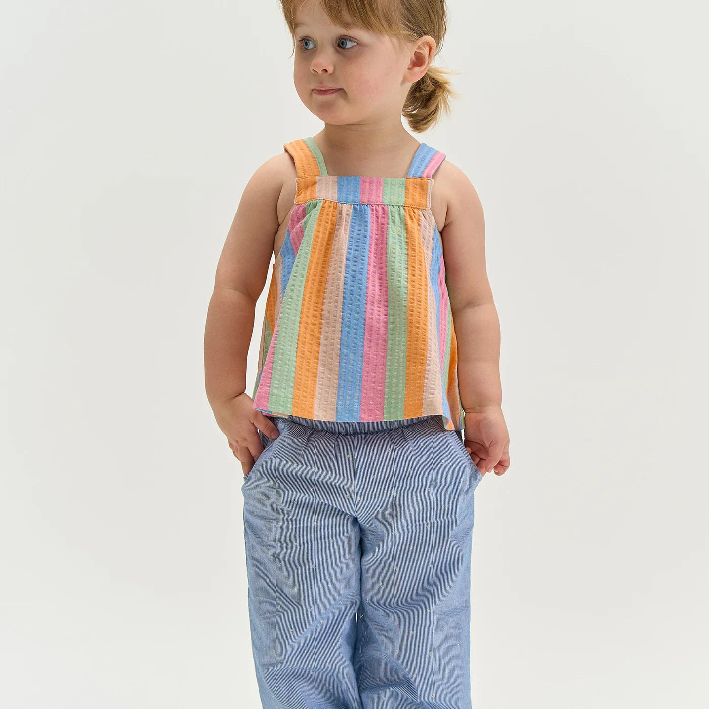 TNSTThea broek