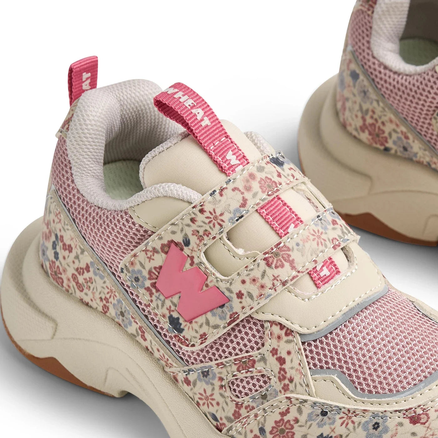 Cove Sneaker