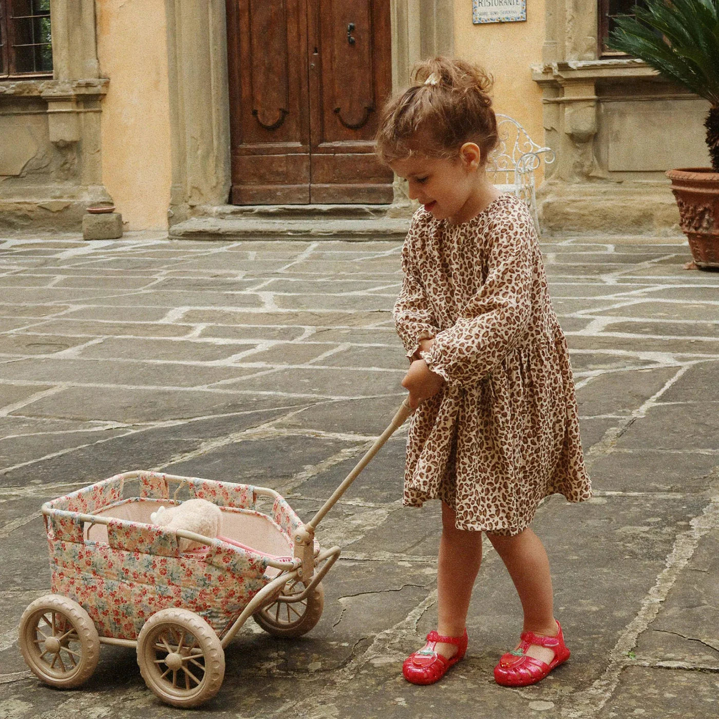 WAGON verschillende soorten speelgoed